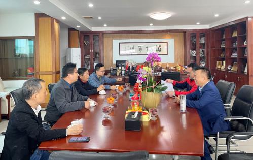 Lãnh đạo Chính quyền thị ...